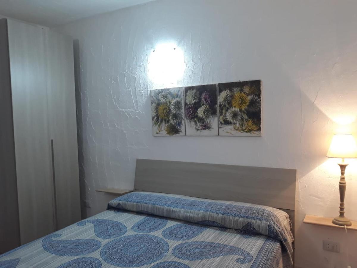Monolocale Arianna Con Giardino Privato E Piscina Apartment Olbia Exterior photo